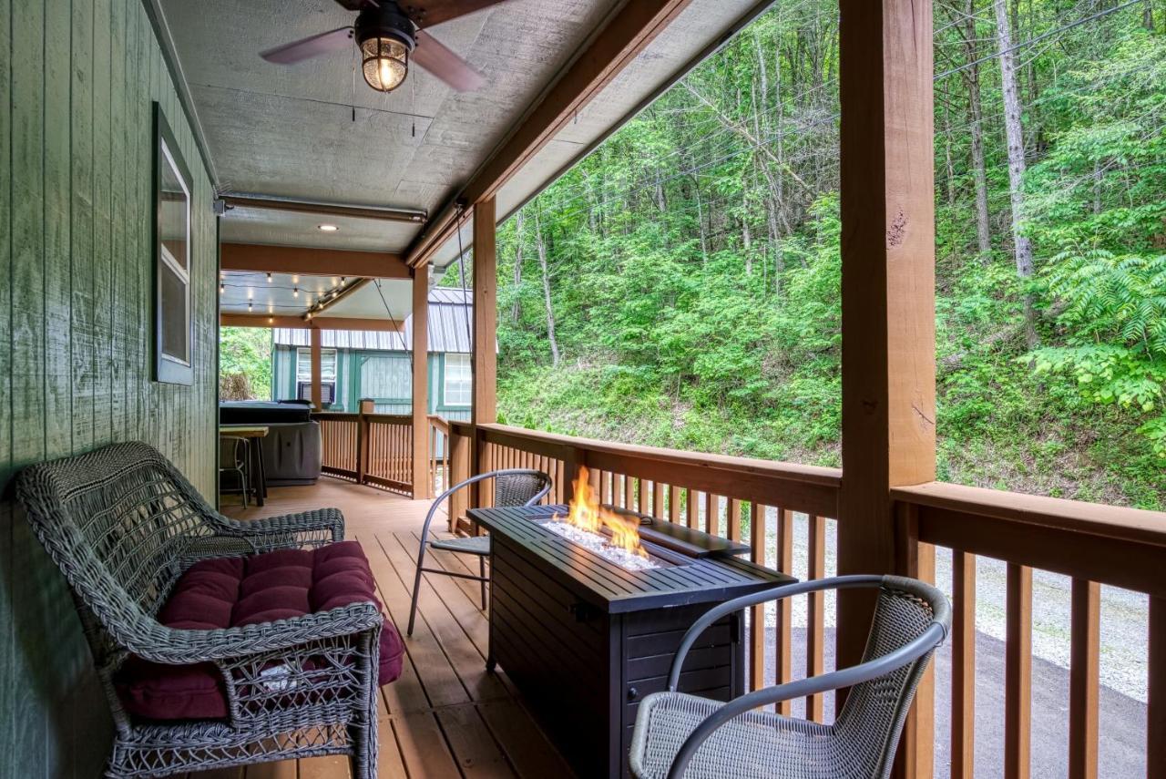 Great Location - Hot Tub - Dog Friendly Villa Sevierville Exterior photo