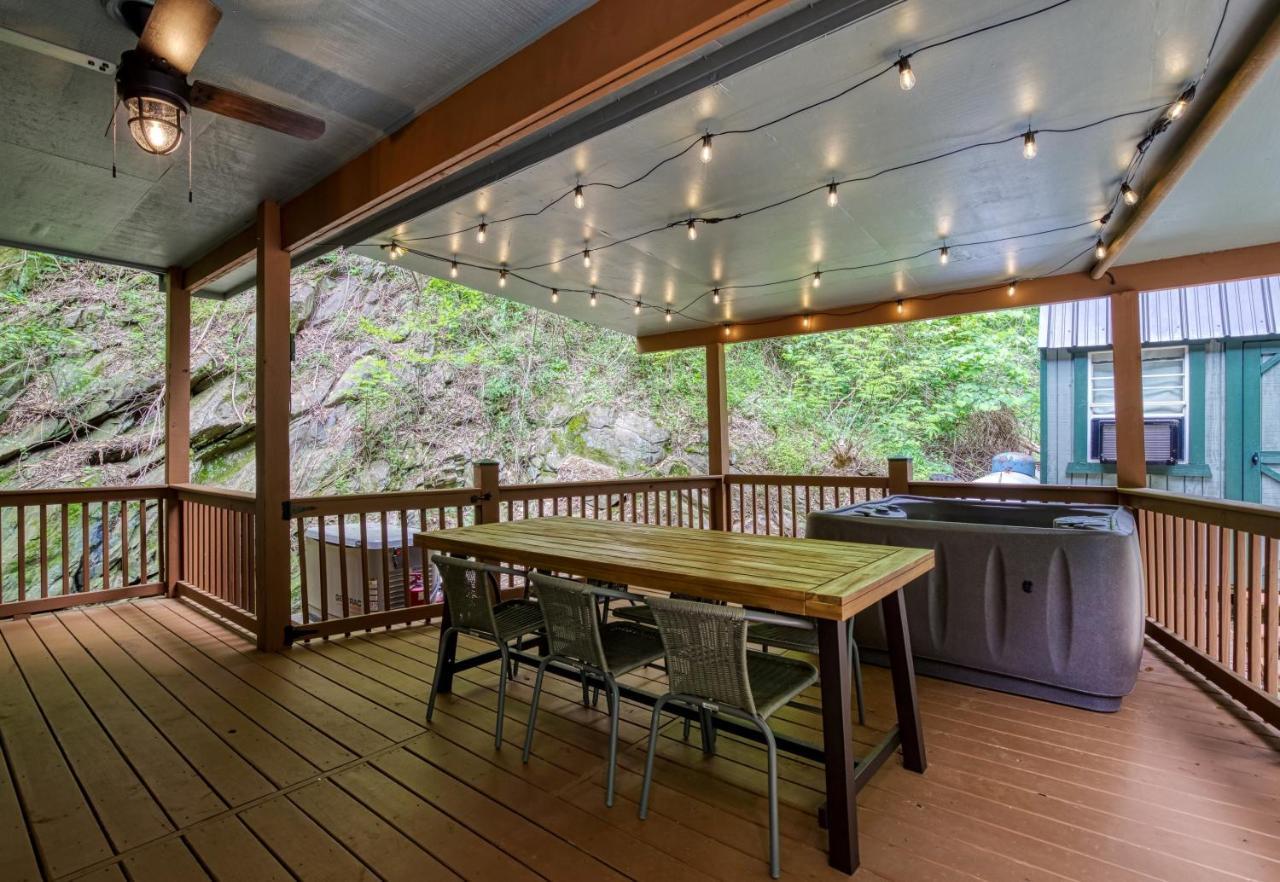 Great Location - Hot Tub - Dog Friendly Villa Sevierville Exterior photo